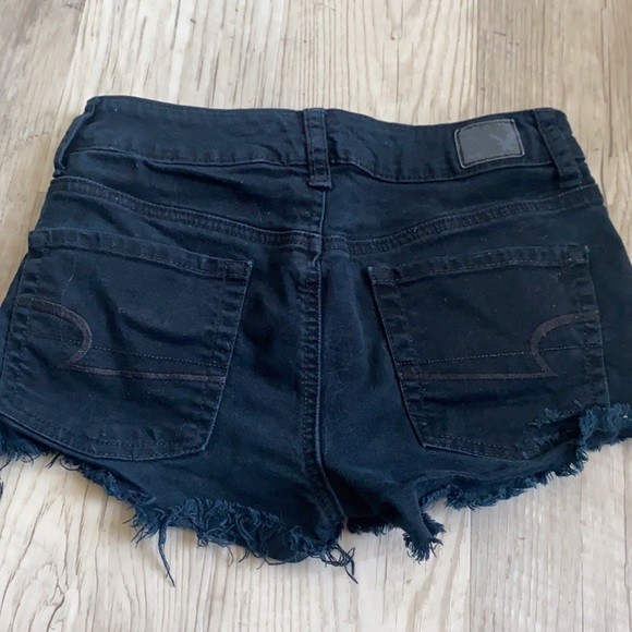 black distressed shorts - Picture 5 of 6